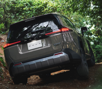 Toyota RAV4 из Китая или из Японии: какую версию выбрать