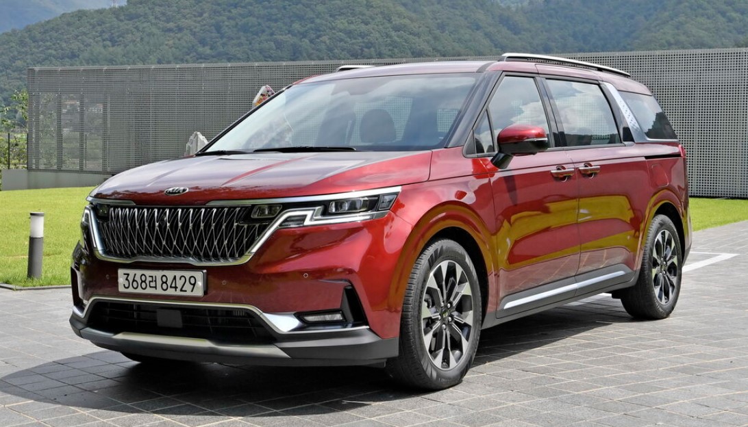 Обзор Kia Carnival