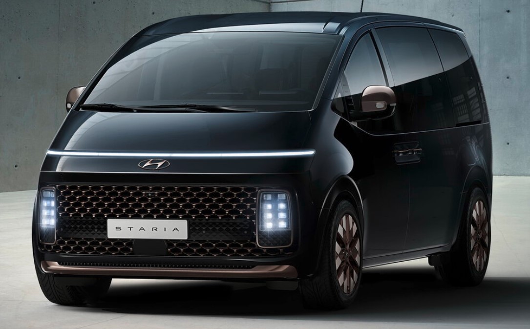 Обзор Hyundai Staria