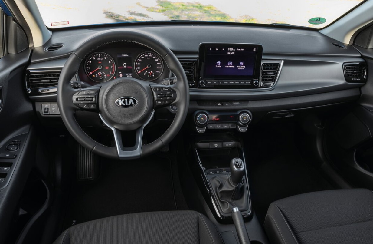 Фото салона Kia Rio