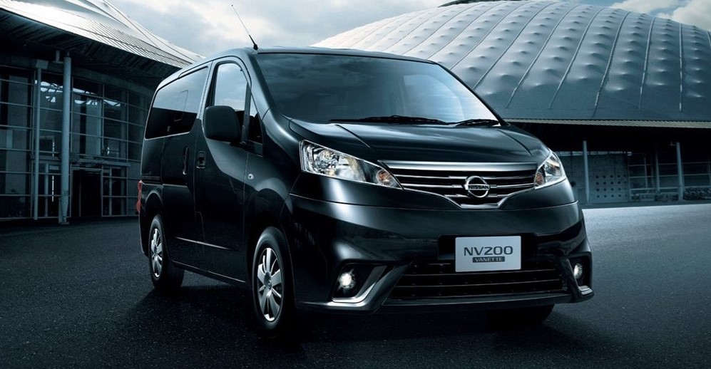 Фото Nissan NV200