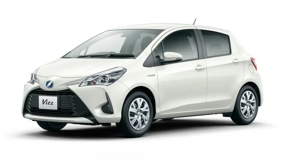 Фото Toyota Vitz