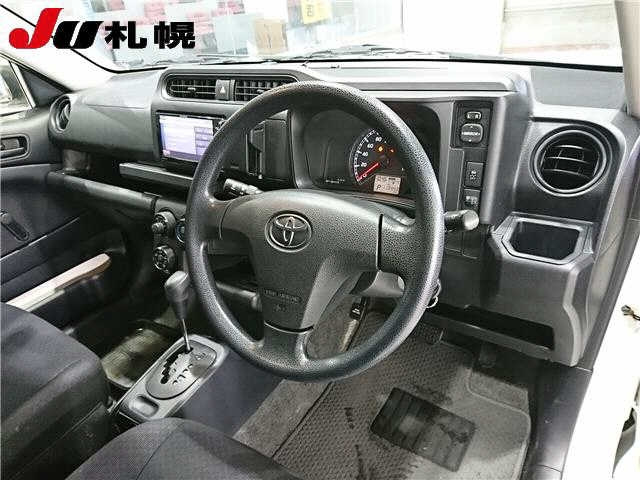 салон Toyota Succeed